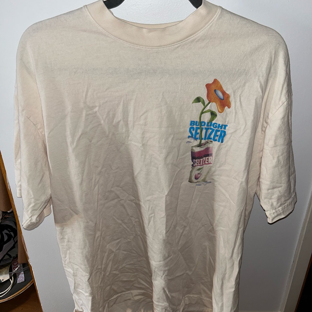 Bud Light Seltzer Cream Crew Neck Short Sleeve Tee